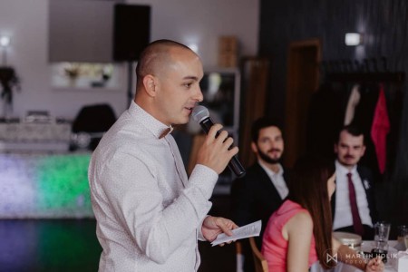 Moderování svatební zábavy je standard