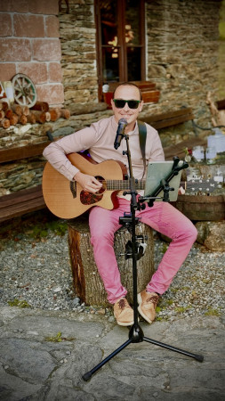 Zábeštní Lhota, Hospůdka ve stodole